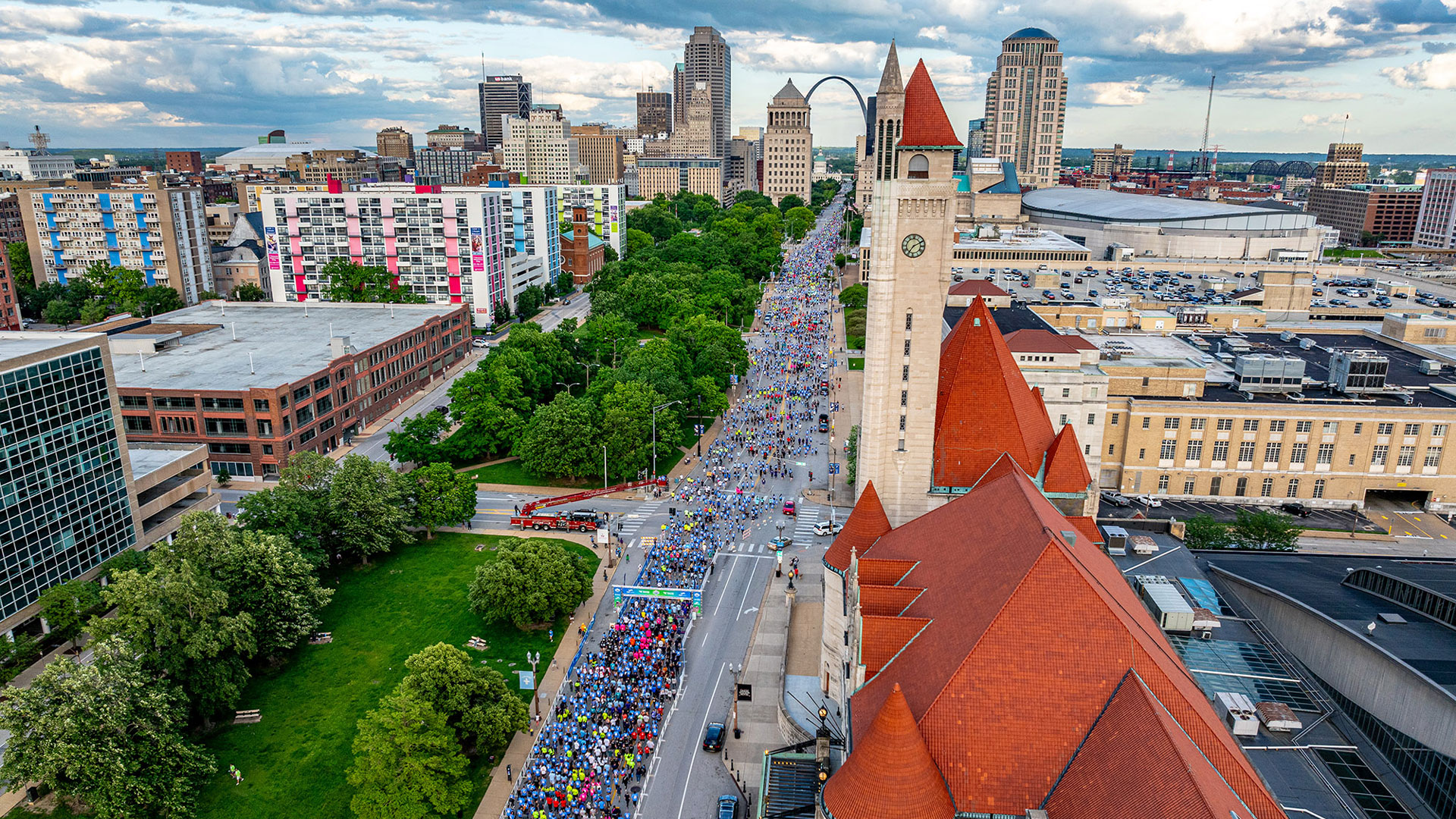 St. Louis Sports Commission To Host 10th Annual Biz Dash 5K Presented By World Wide Technology Tonight